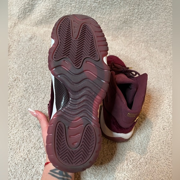 NIKE Air Jordan 11 Retro - Picture 5 of 7